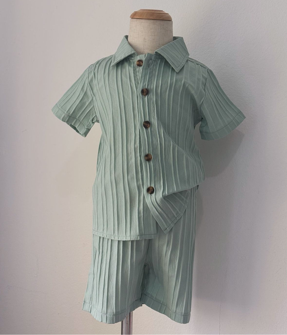•Darío Mint Set